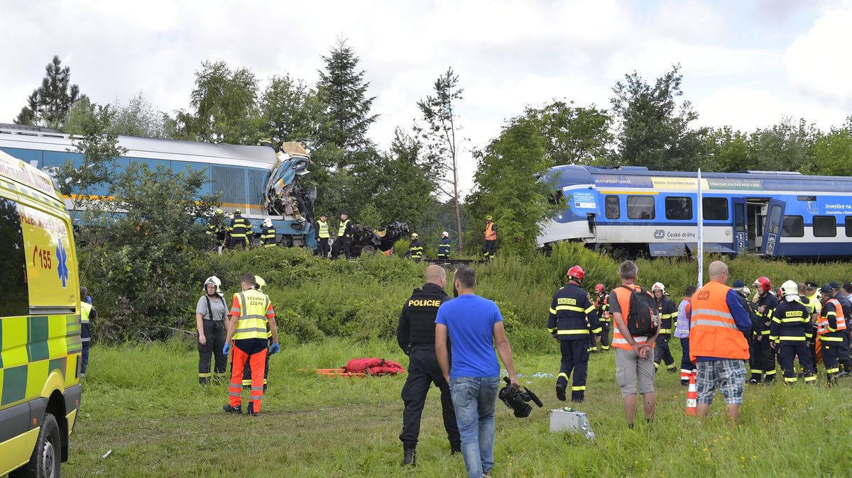 Trať u Domažlic, kde došlo k železničnímu neštěstí, má slabé zabezpečení